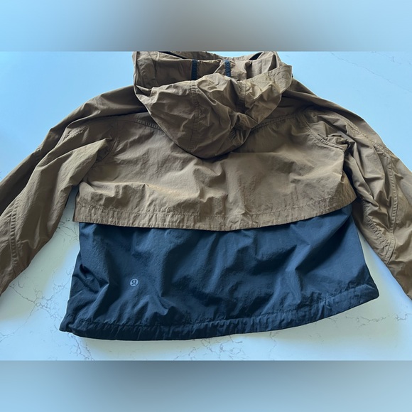 Lululemon Evergreen Cropped Full-Zip Hoodie - Picture 7 of 11